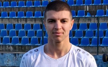 Септември Симитли се подсили със защитник