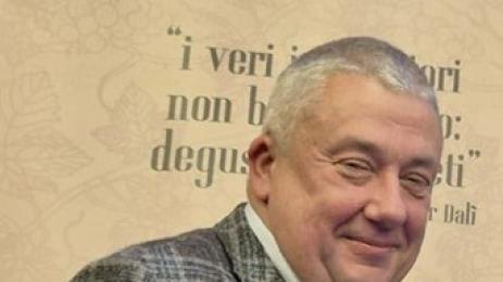 Илия Лазаров