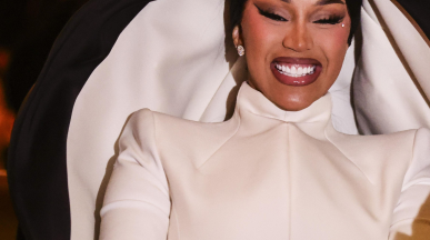 Cardi B отговори на критиците и защити връзката си със Stefon Diggs