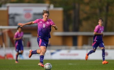 Байерн следи 16-годишна перла