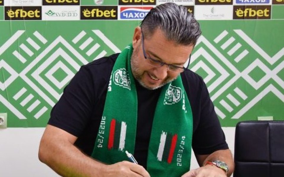 Собственикът на Берое: През ума не ми минава вариант с изпадане, съдията на мача с Левски ме тревожи