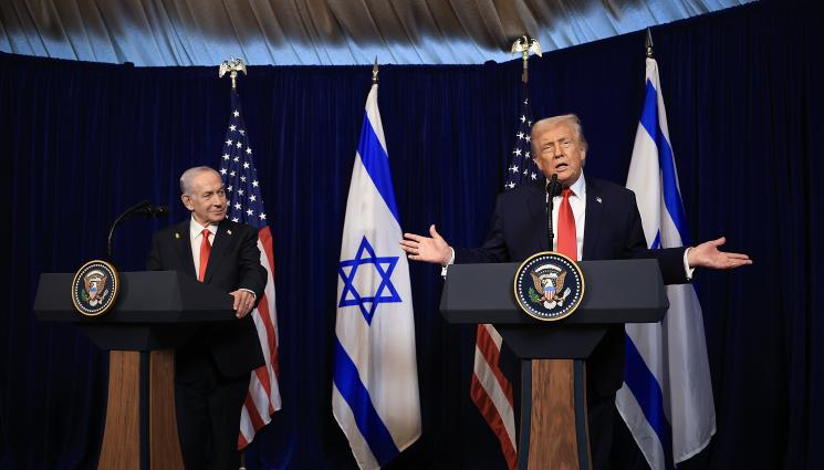 тръмп нетаняху - Световен мир като новогодишно обещание: Тръмп посрещна 2026 с Нетаняху