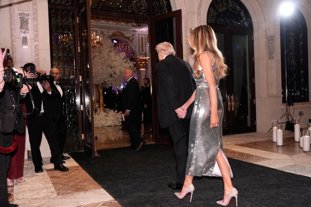 Доналд Тръмп и Мелания Тръмп отпразнуваха Нова година