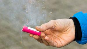 Тежък инцидент в Бургаско 14 годишно момче пострада с пиротехническо изделие