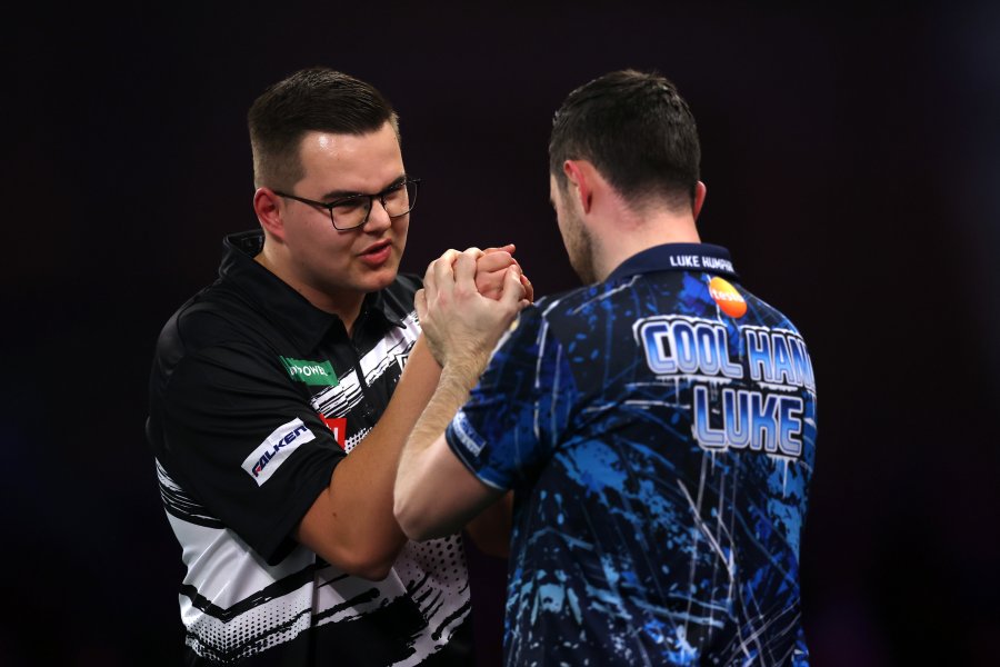 Люк Хъмфрис Джан Ван Веен1