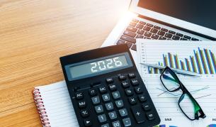 Платили сме повече данъци върху доходите 