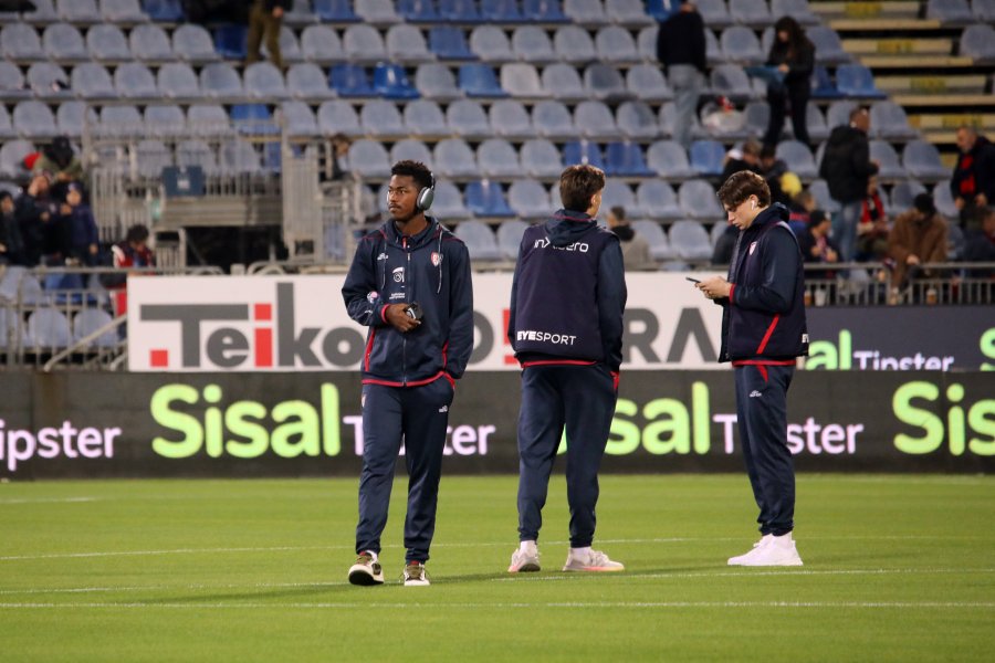 Каляри Милан1