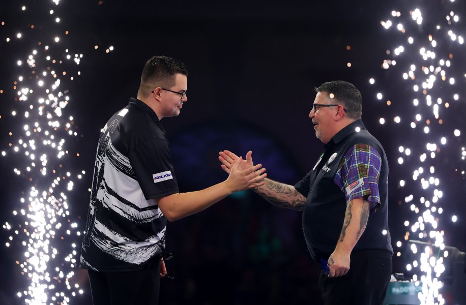 Джан Ван Веен Гари Андерсън1