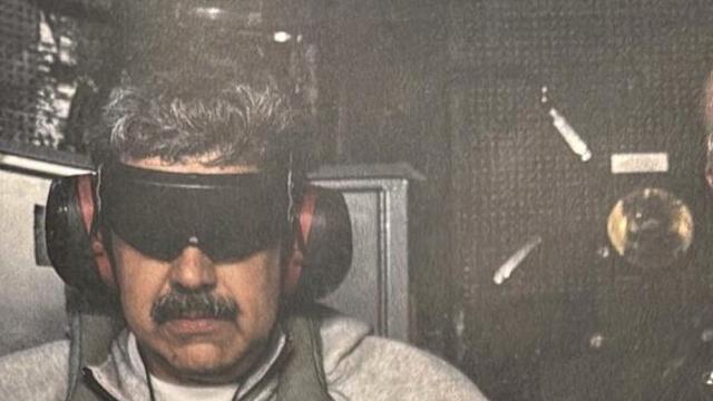 Анцугът на Мадуро: Nike спечели от задържането на венецуелския президент