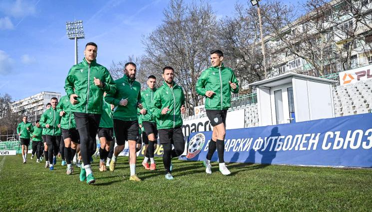 Футбол - Изписаха двама от Черно море, ще има и други изгонени