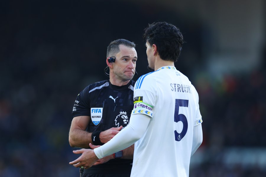 Лийдс Манчестър Юнайтед1