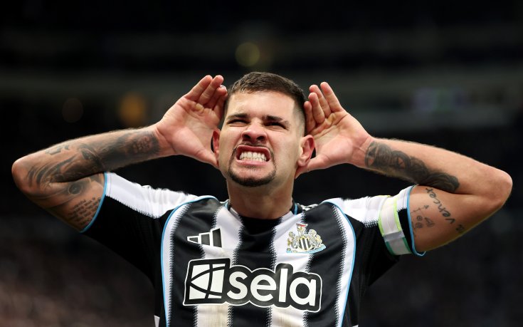 Нюкасъл пречупи Кристал Палас у дома