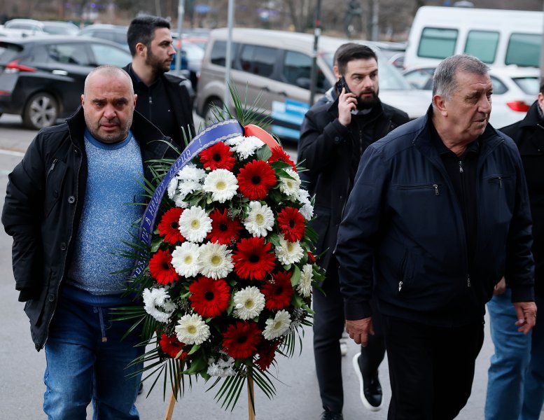 Поклонение пред Димитър Пенев1