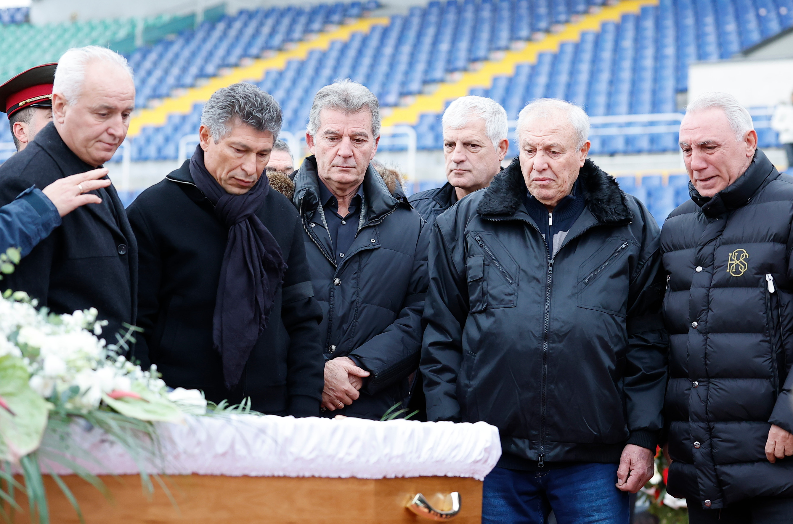 Поклонение пред Димитър Пенев