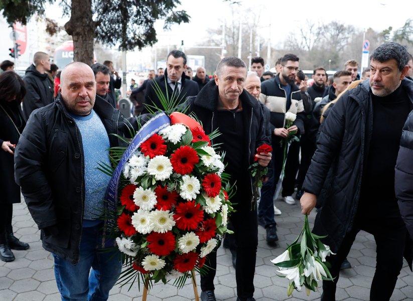 Поклонение пред Димитър Пенев1