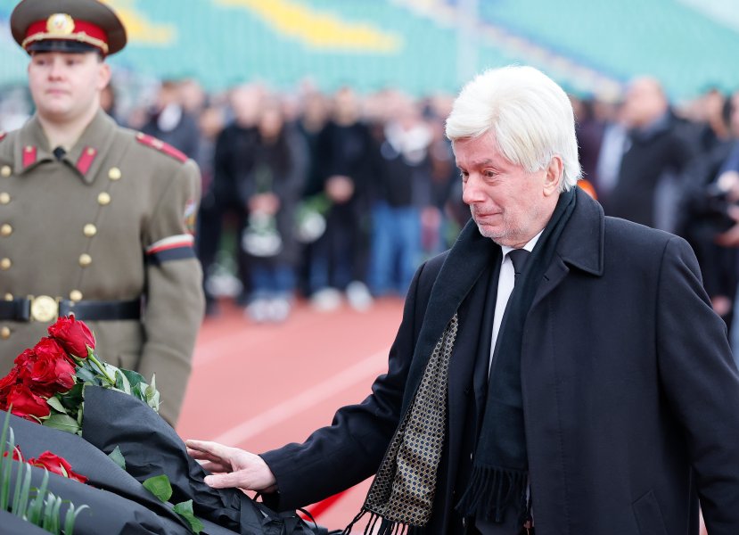 Поклонение пред Димитър Пенев1