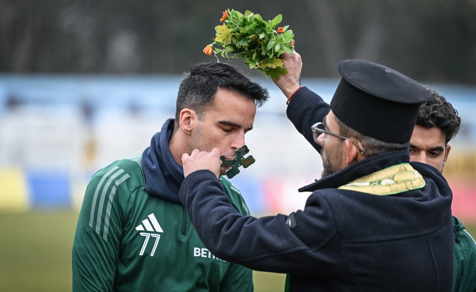 Ясен Петров1