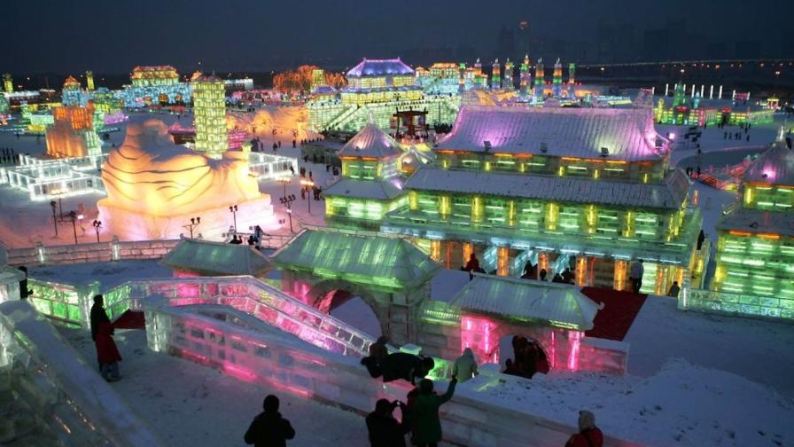 Леденият фестивал в Харбин - където магията оживява