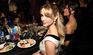 <p>Вълна от подигравки за храната, сервирана на Critics Choice Awards (СНИМКА)</p>