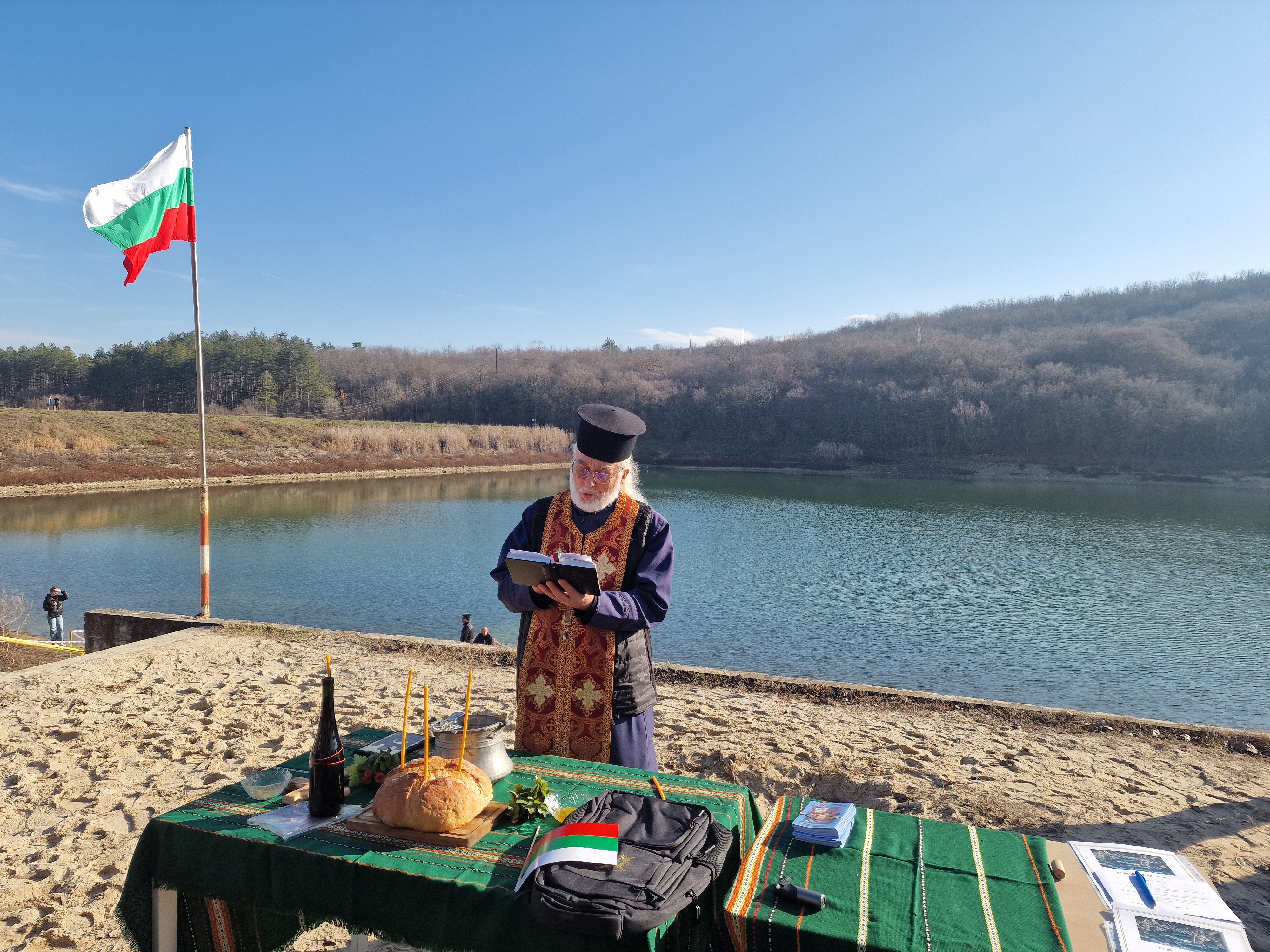 Празникът Богоявление<strong> не е само повод за събиране, а ден за духовно укрепване и вникване в християнските ценности.</strong>