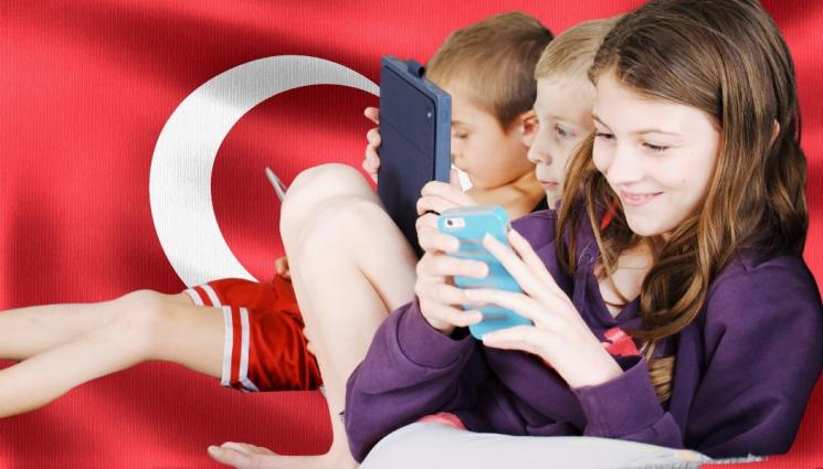 турция деца социални мрежи