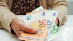 евро възрастен човек пенсионер