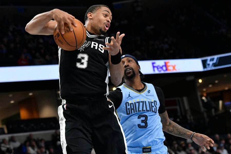 Мемфис Гризлис Сан Антонио Спърс1