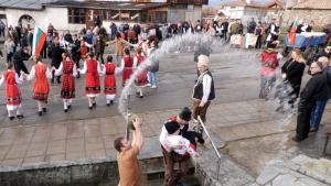 обичай Къпанак Карлово