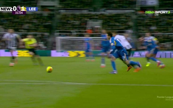 Брендън Аарънсън изведе Лийдс напред срещу Нюкасъл