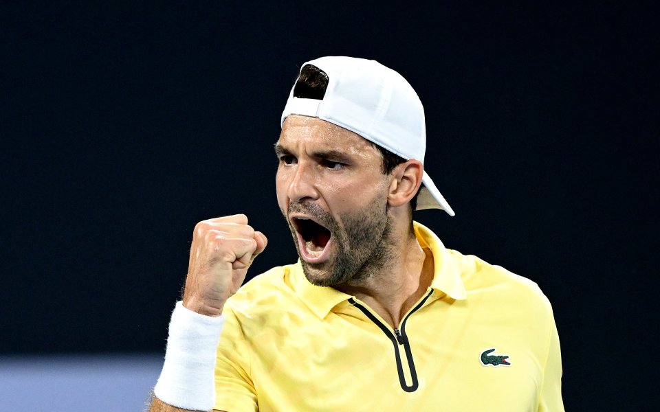 Григор Димитров излиза на величествената арена в Ним