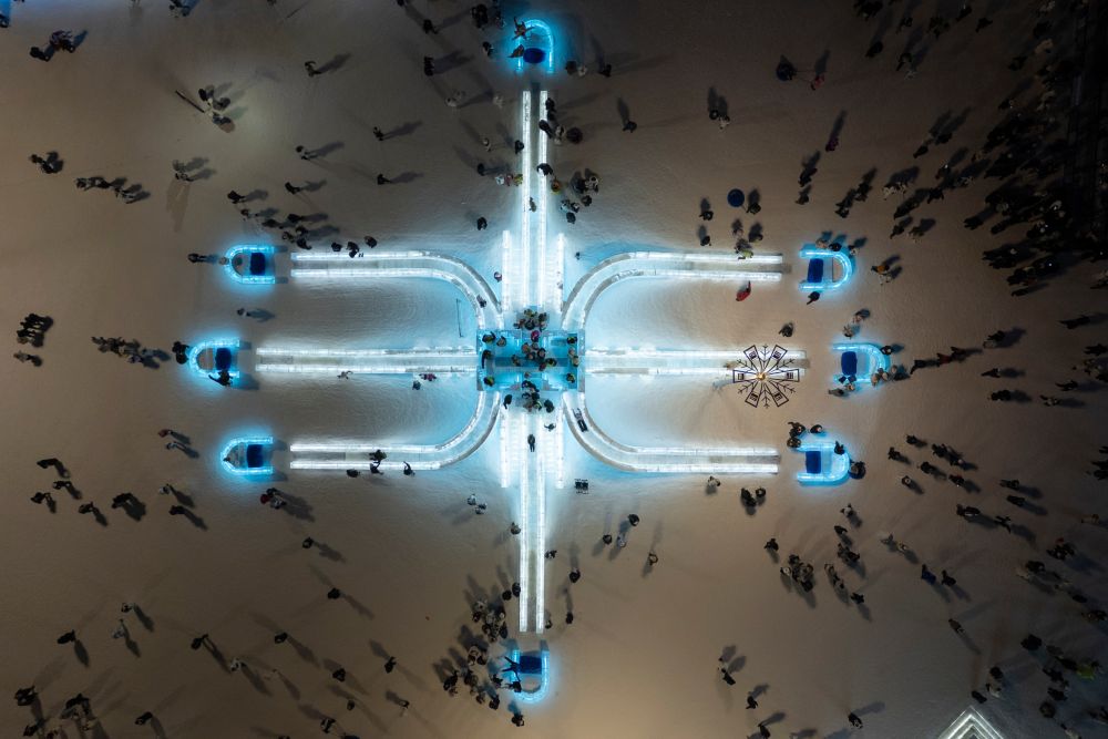 Фестивалът на ледените скулптури в Харбин