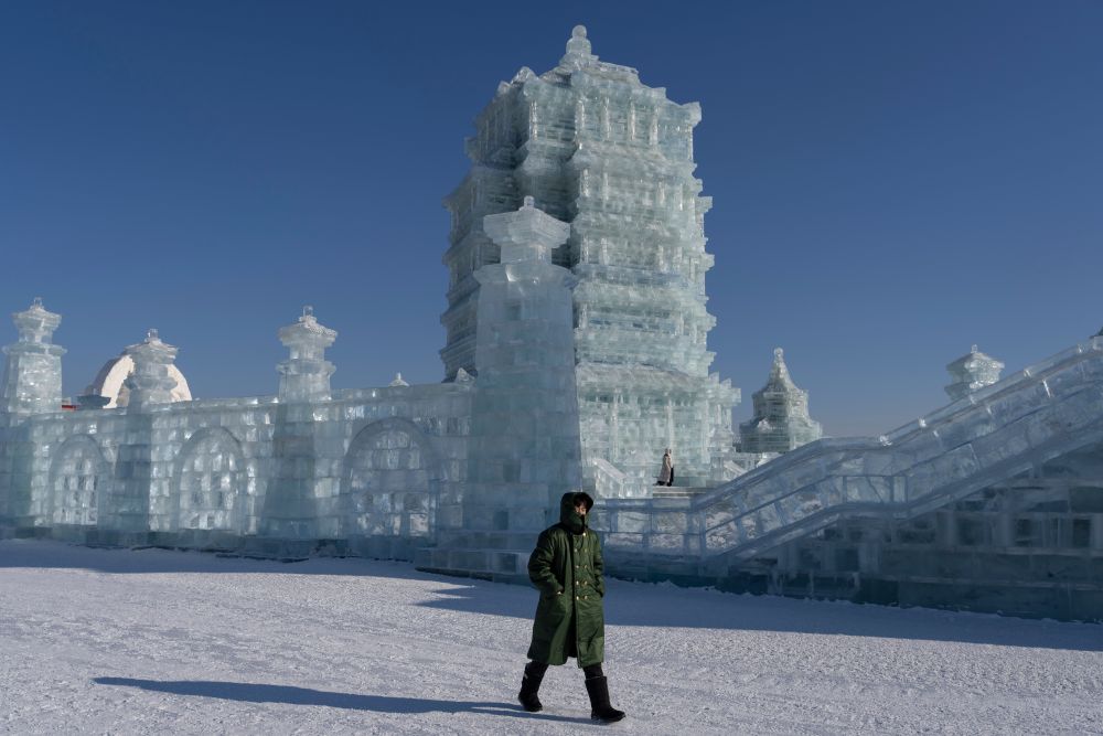 Фестивалът на ледените скулптури в Харбин