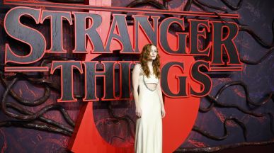 Ефектът "Странни неща" достигна и песни на Prince и David Bowie