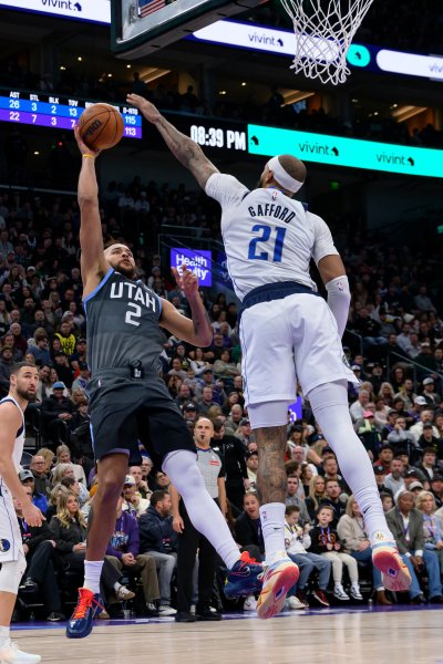 Юта Джаз Далас Маверикс1