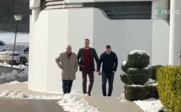 Започна срещата в БФС, Сираков, Боримиров и Вангел Вангелов вече дойдоха (ВИДЕО)