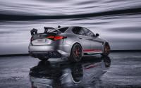 Alfa Romeo Giulia Quadrifoglio Luna Rossa