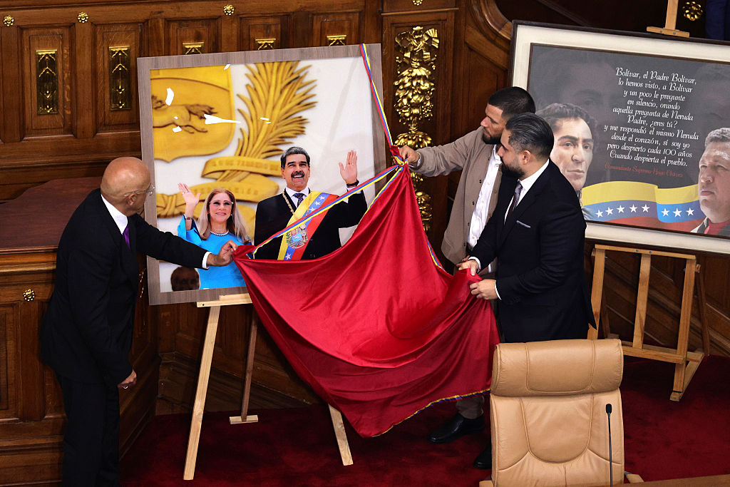 Силия Флорес