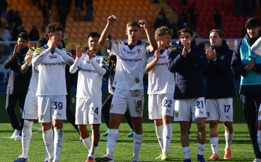 Парма надви Лече като гост в Серия А