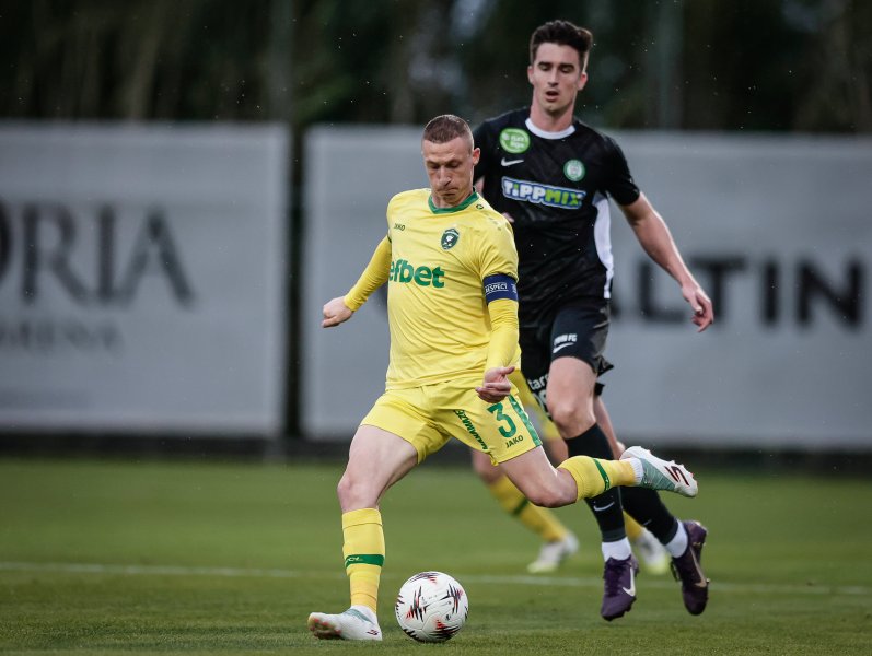 Лудогорец Пакш1