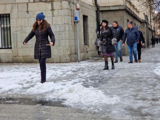  София сняг лед разчистване 