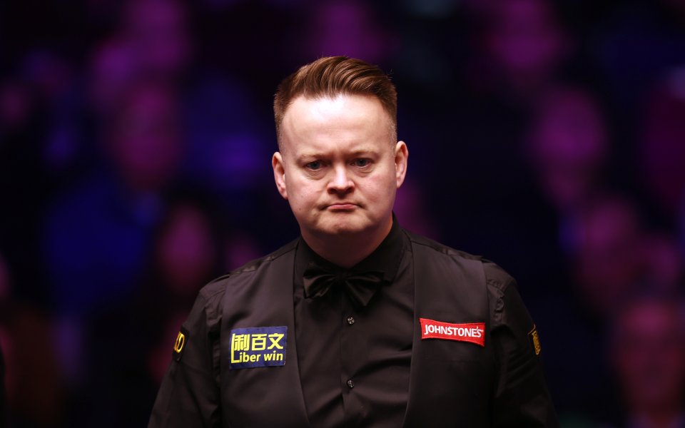 Шампионът Шон Мърфи излетя още на старта на 