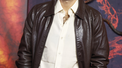 Песен на две години оглави британската класация заради "Странни неща"