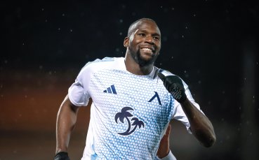 Левски затворил вратата пред турски елитен клуб за Сангаре