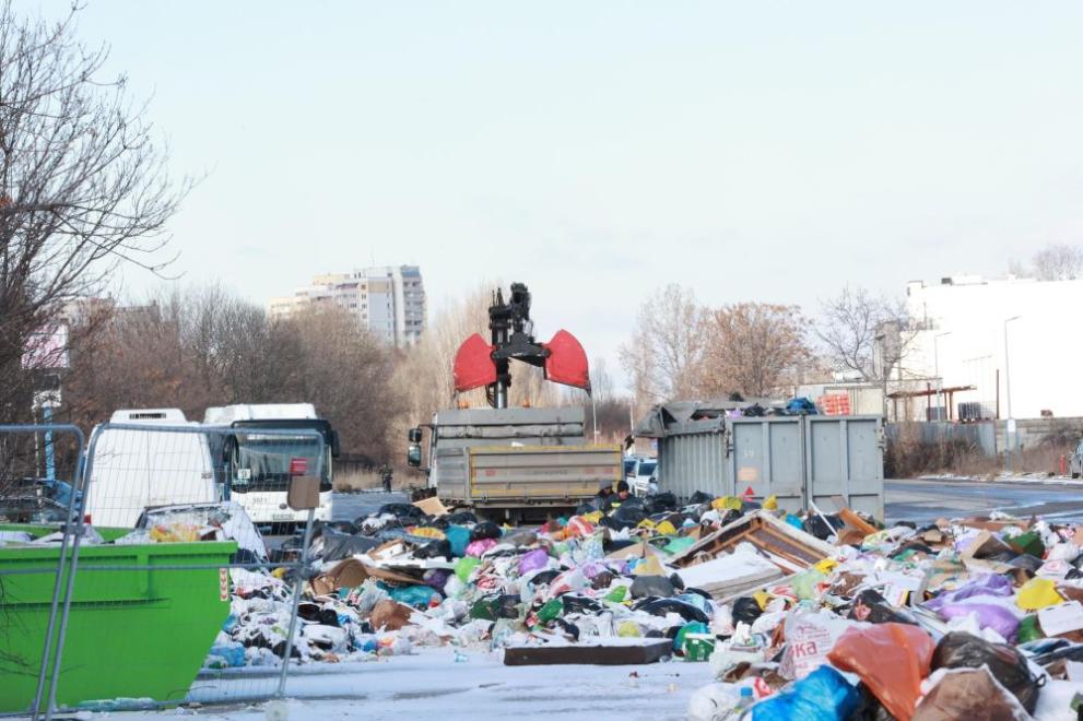  Сметище Слатина 