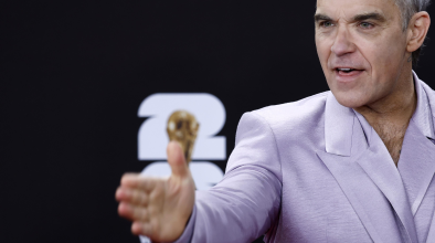 Robbie Williams: Избрах да бъда Брус Уейн в Лос Анджелис и Батман навсякъде другаде