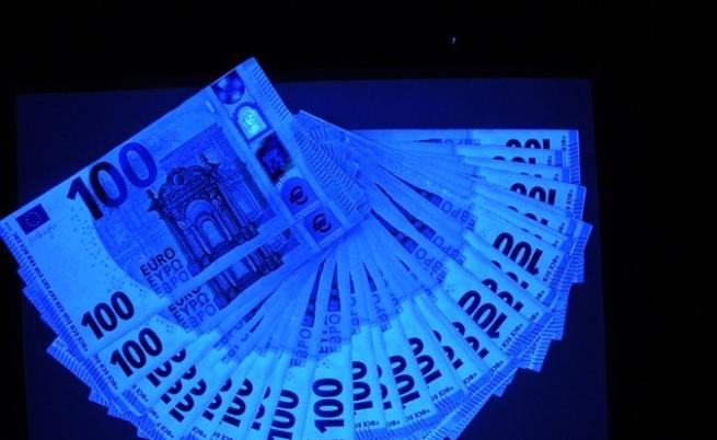 Хванаха трима с десетки хиляди фалшиви евро и левове