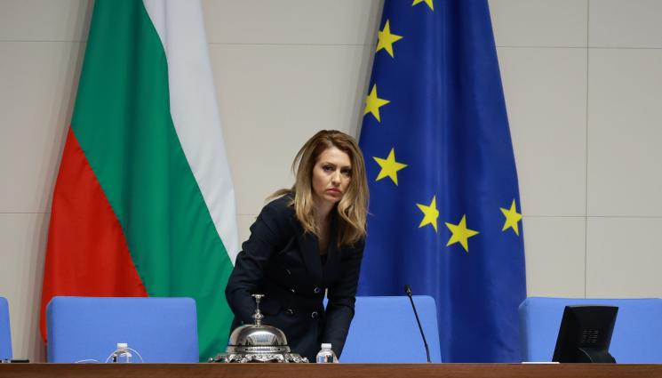 Рая Назарян - Рая Назарян: Да сме по-градивни и диалогични