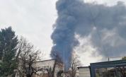 Пожар избухна в текстилно предприятие в Троян (ВИДЕО)
