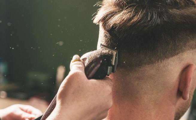 Бихте ли се доверили на изкуствен интелект да ви подстриже косата?