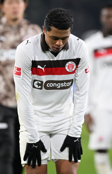 Волфсбург Санкт Паули1